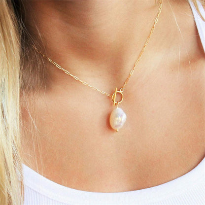 Freshwater pearl necklace