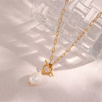 Freshwater pearl necklace